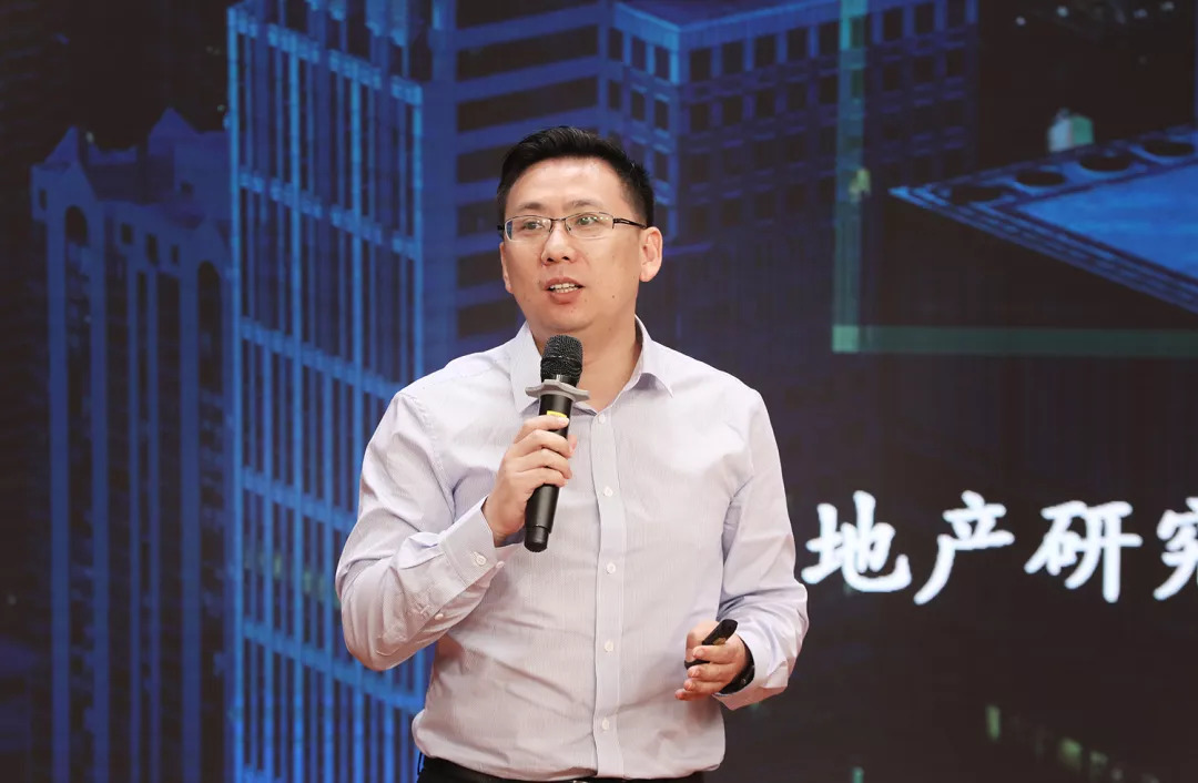 太陽雨|太陽雨太陽能|太陽能熱水器|太陽能發電|家庭光伏發電系統|太陽雨太陽能招商加盟代理|供電|供暖|供熱水