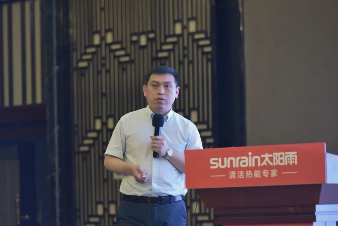 空氣能,太陽能,熱水器