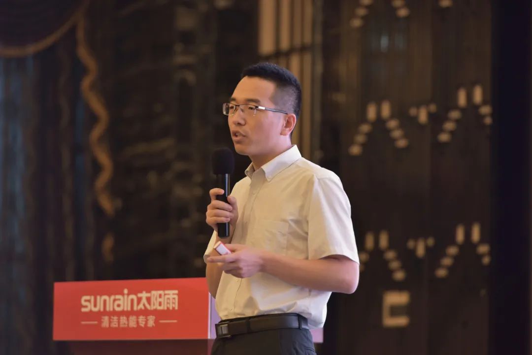 空氣能,太陽能,熱水器