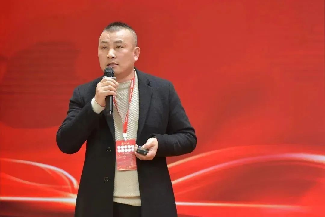 空氣能,太陽(yáng)能,熱水器