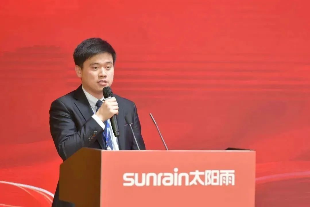 空氣能,太陽(yáng)能,熱水器