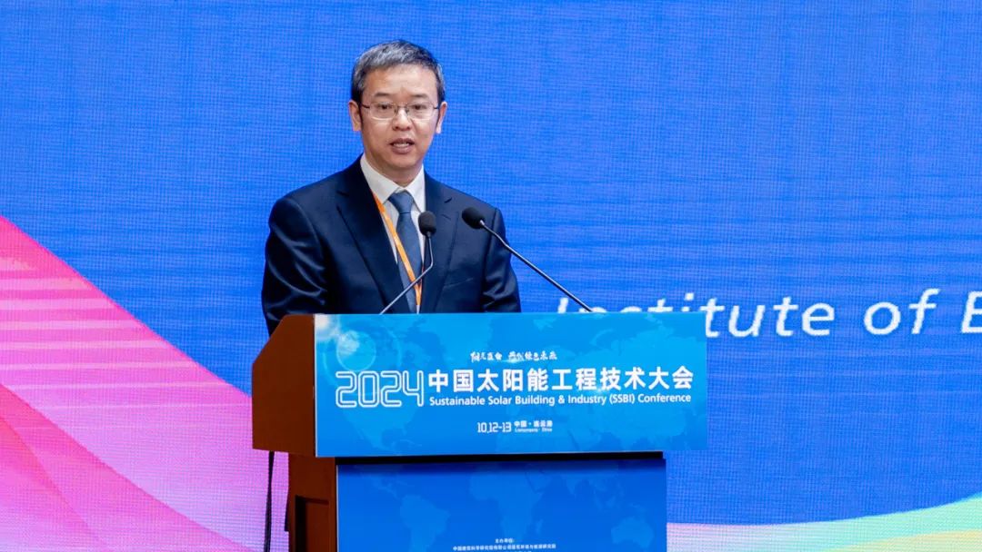 空氣能,太陽(yáng)能,熱水器