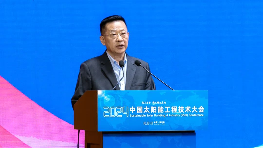 空氣能,太陽(yáng)能,熱水器