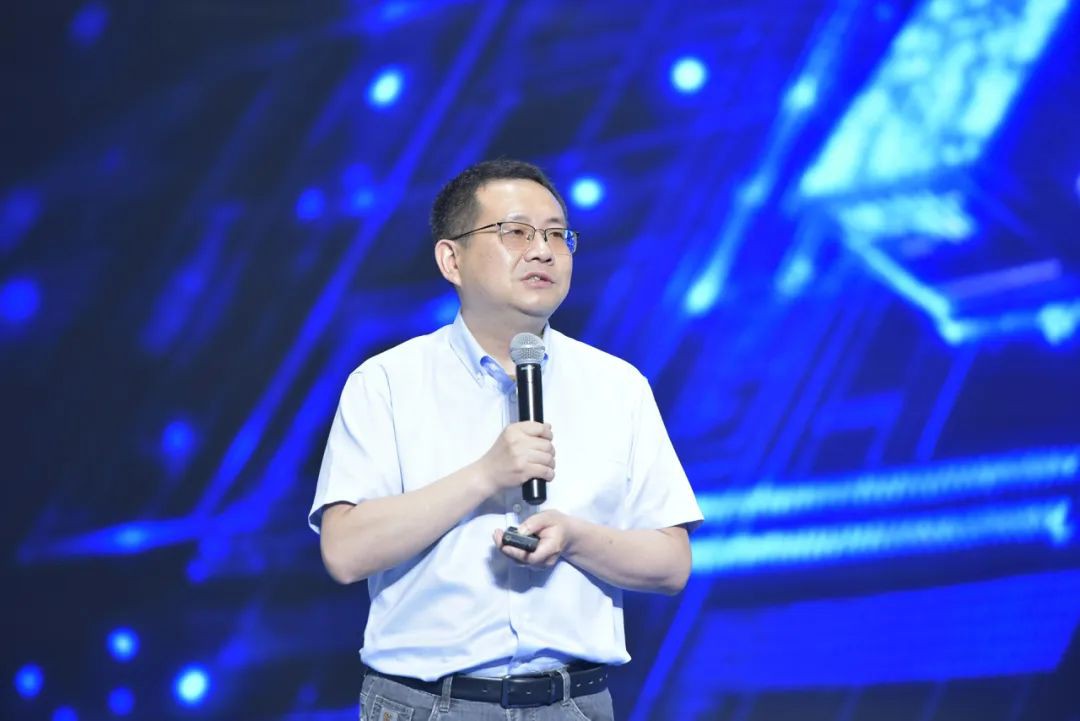 空氣能,太陽能,熱水器