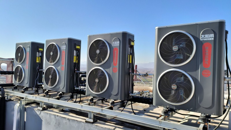 河北石家莊贊皇濱河上院屋頂分布式能源站清潔采暖項(xiàng)目