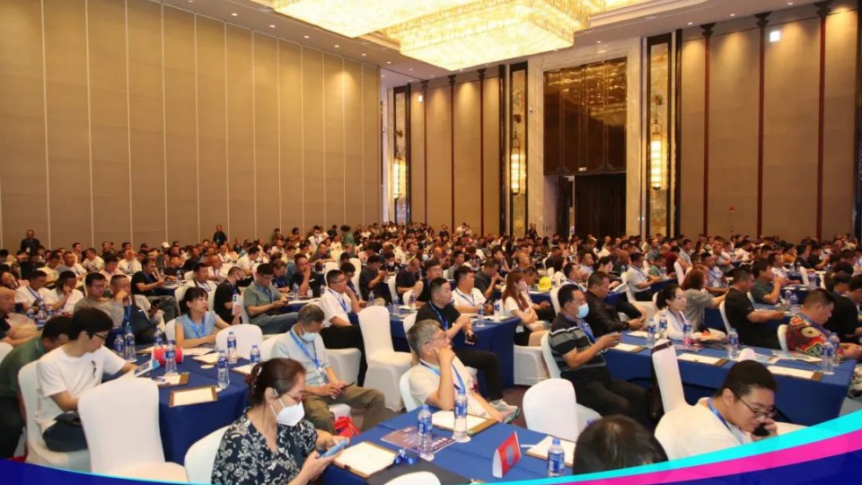 太陽雨空氣能亮相中國北方清潔供暖峰會（呼和浩特站）